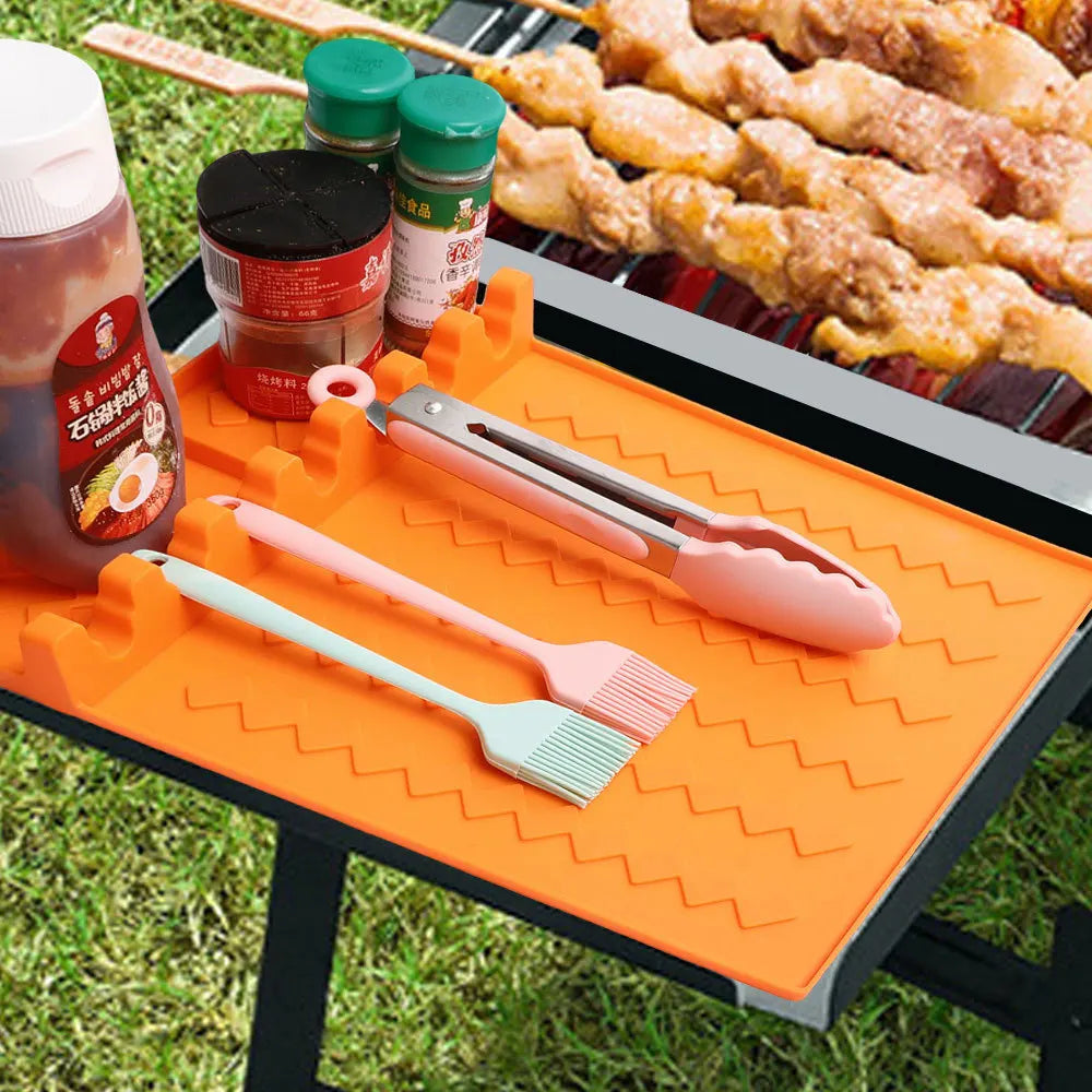 Silicone BBQ Grill Side Burner Mat Utensil Rest Holder Heat Resistant Countertop Drip Tray Outdoor Grilling Tool Accessories