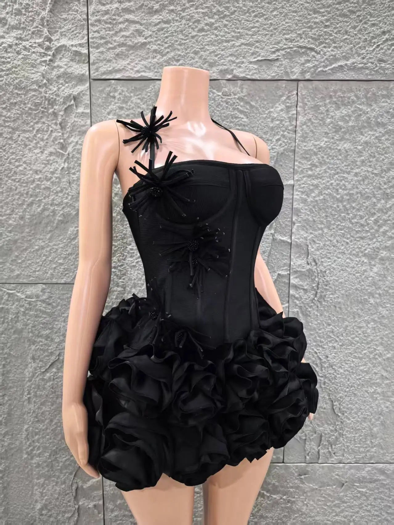 2025 New Black Color Women Sexy Strapless Florals 2 Pieces Bodycon Mini Bandage Dress Celebrate Nightclub Party Bar Singer Wear